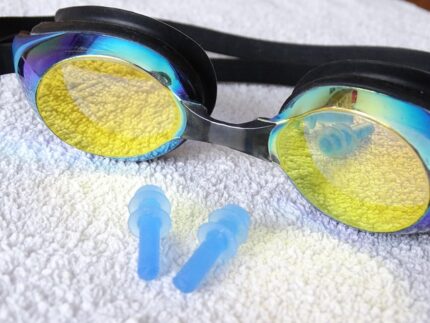 swimming goggles, earplugs, bath towel, swimming equipment, swimming goggles, swimming goggles, swimming goggles, swimming goggles, swimming goggles, earplugs, earplugs, earplugs, earplugs, earplugs, swimming equipment