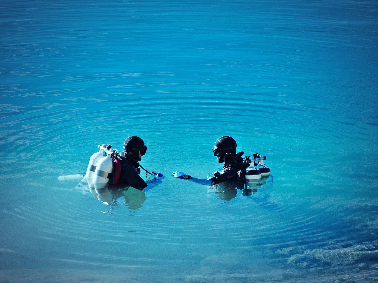 divers, lake, water, sport, diving, nature, equipment, sea, mask, ocean, dive, wetsuit, professional, summer, adventure, oxygen, extreme, wet, blue, blue sports, divers, diving, diving, diving, dive, wetsuit, wetsuit, oxygen, oxygen, oxygen, oxygen, oxygen